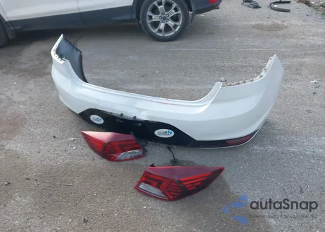 2019 Hyundai Elantra Sel from USA, damaged, VIN 5NPD84LF0KH437035